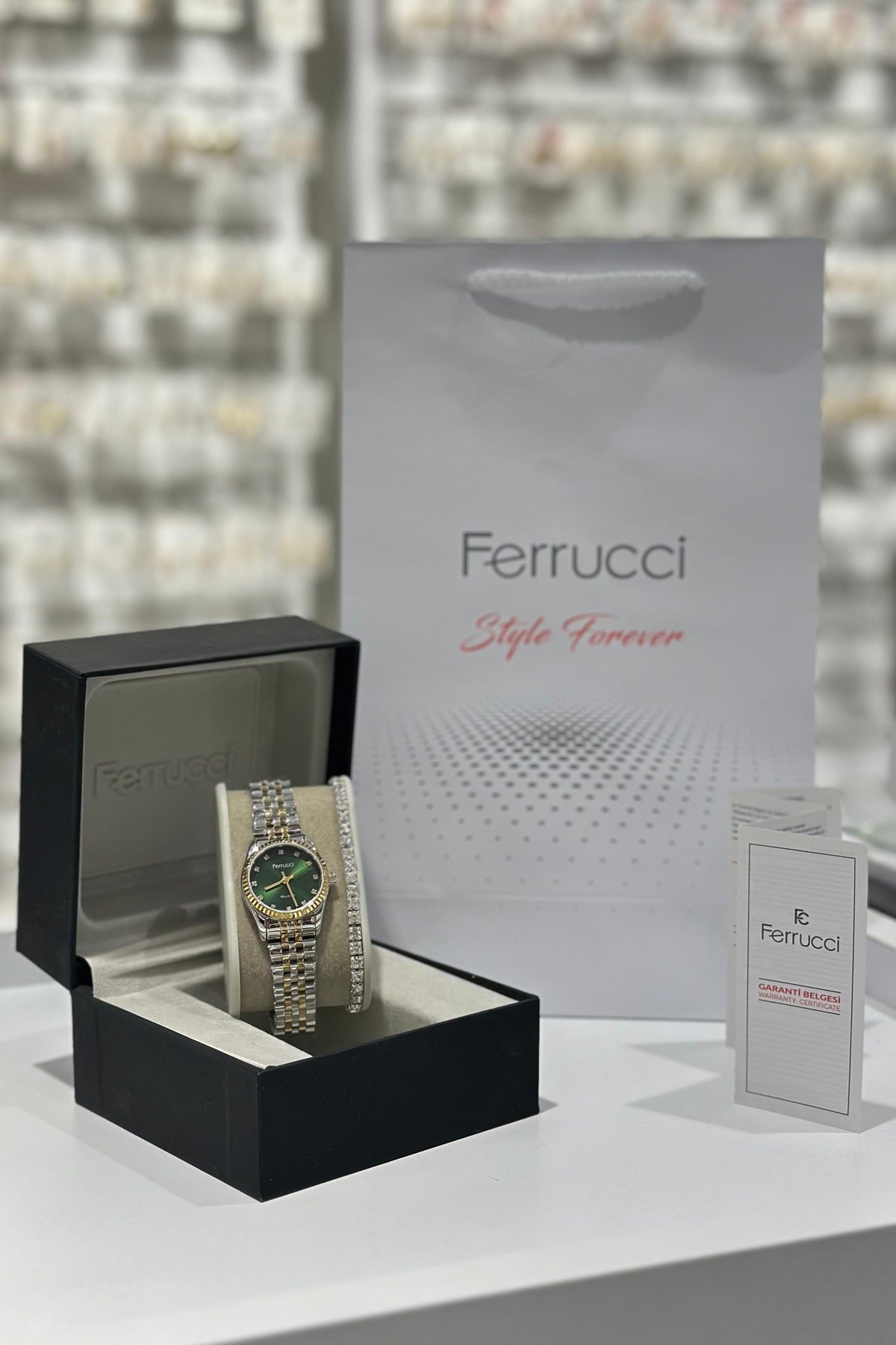 Ferrucci Çelik Kordon Su Geçirmez Garantili Kadın Kol Saati (TYCBD6F29D2678104C98A4D00)
