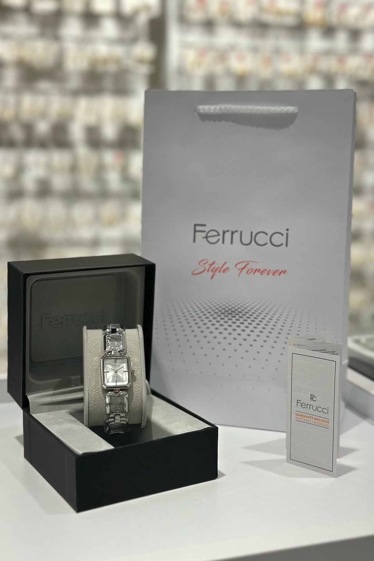 Ferrucci Çelik Kordon Su Geçirmez Garantili Kadın Kol Saati (21.12.2025)