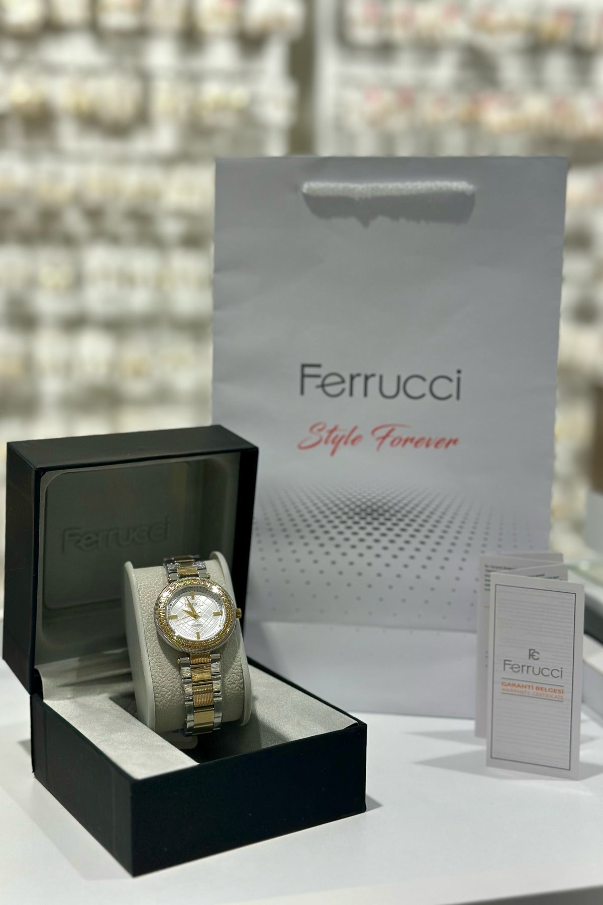 Ferrucci Çelik Kordon Su Geçirmez Garantili Kadın Kol Saati (30.11.2025)